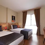 Hotel Jaff & Nisantasi 4*