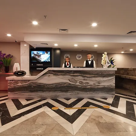 Jaff & Nisantasi Hotell